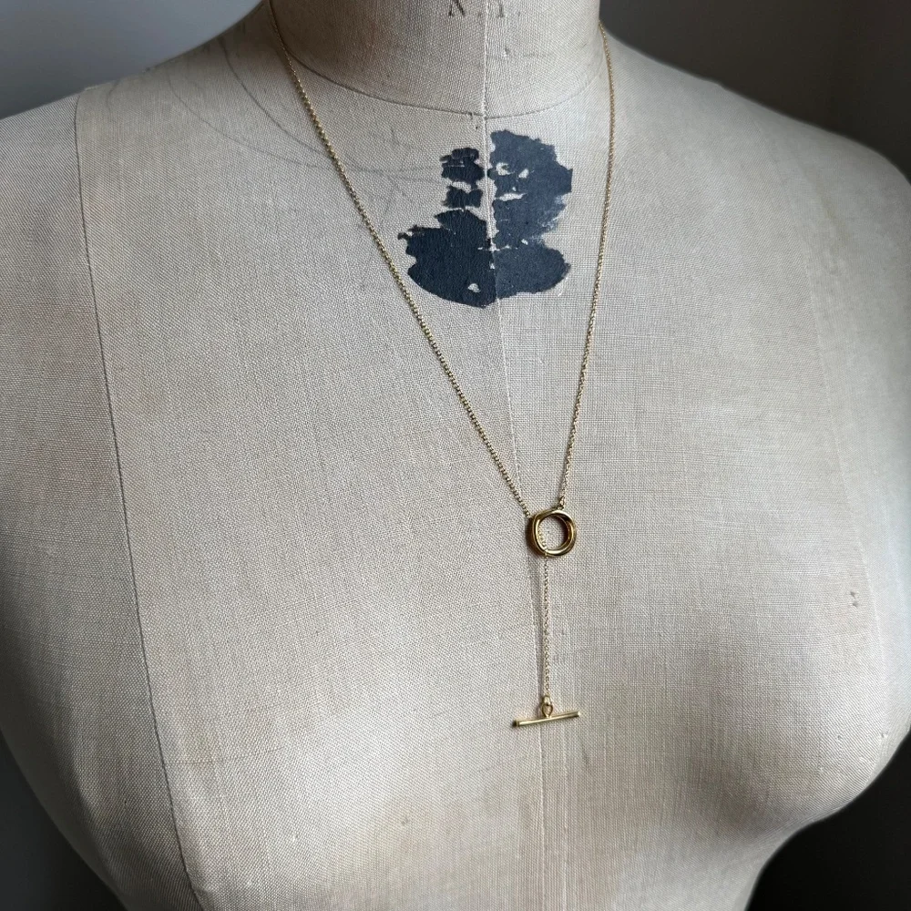 Stilnest Useless Gold Vermeil Necklace - Picture 4 of 10